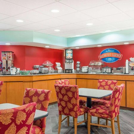 เบย์มอนต์ บาย วินด์แฮม กรีนส์เบิร์ก Hotel Greensburg ภายนอก รูปภาพ