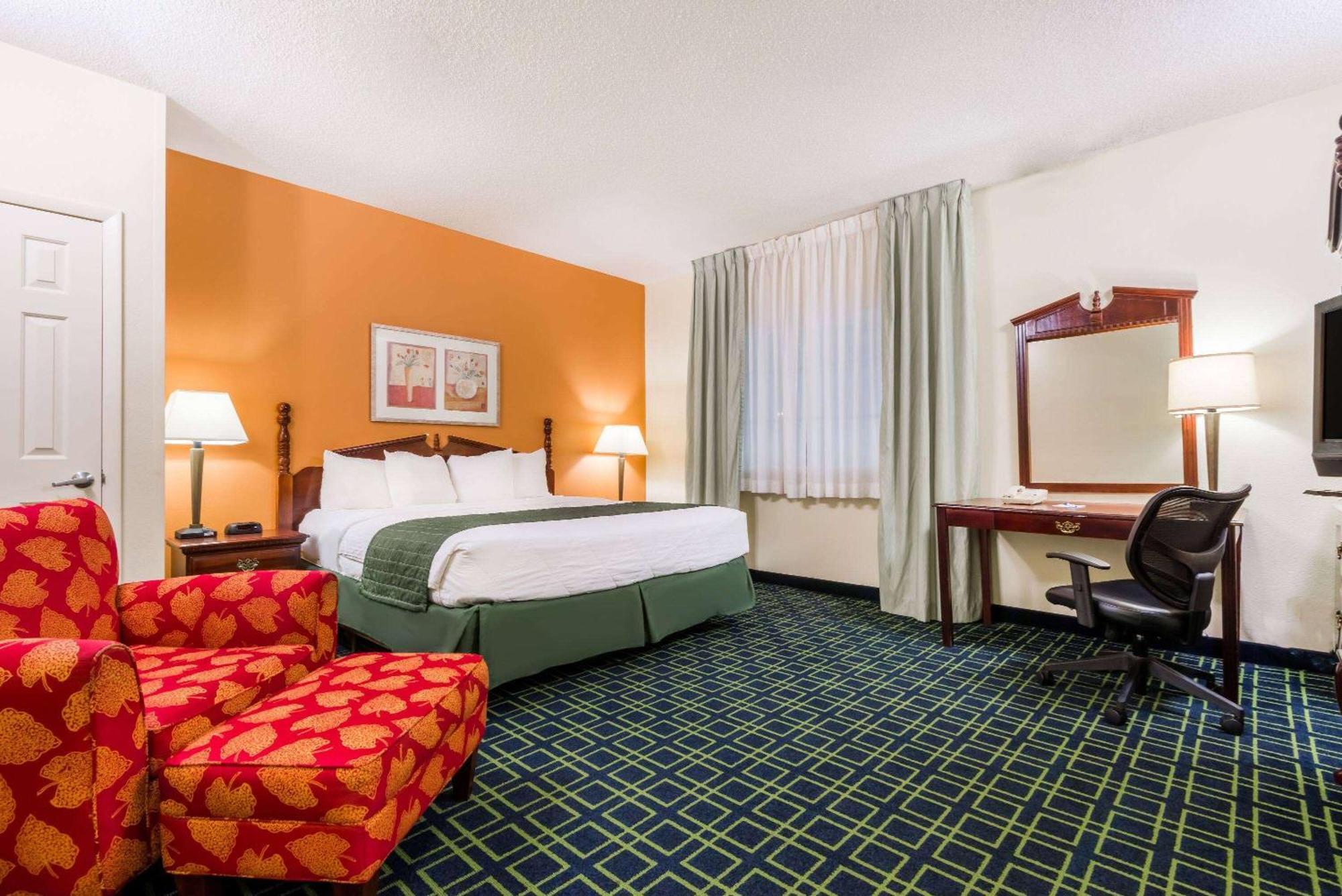 เบย์มอนต์ บาย วินด์แฮม กรีนส์เบิร์ก Hotel Greensburg ภายนอก รูปภาพ