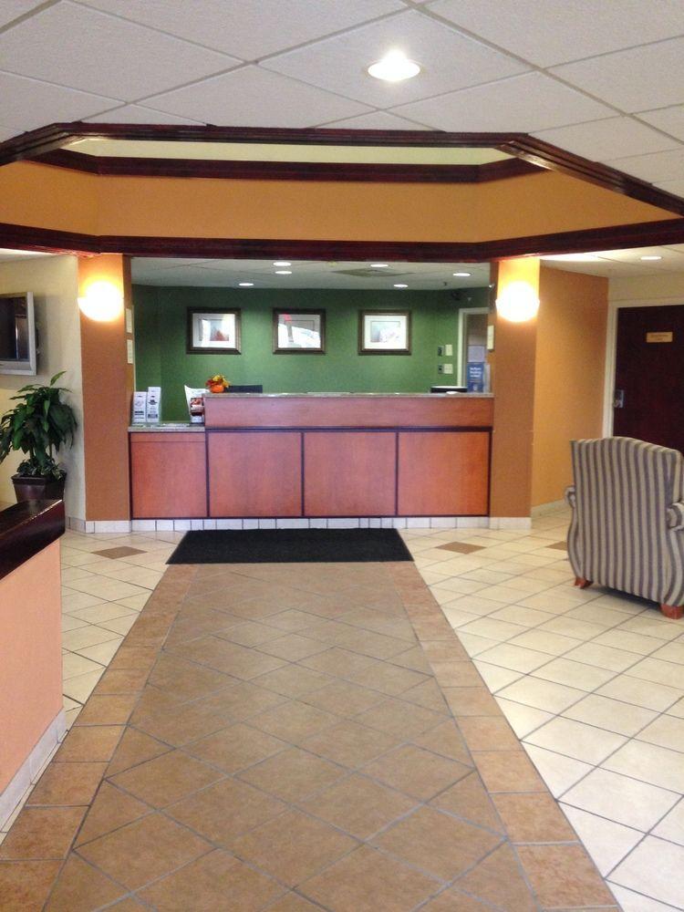 เบย์มอนต์ บาย วินด์แฮม กรีนส์เบิร์ก Hotel Greensburg ภายนอก รูปภาพ